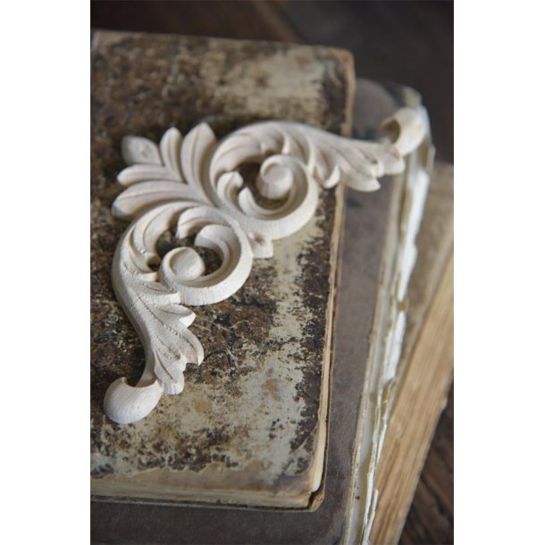 Tr Ornament 16x8 cm
