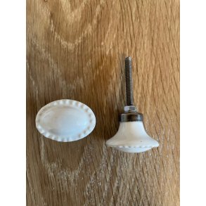 La Finesse knop, Oval hvid