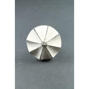 La Finesse Kantet Rund Jern Knop, Creme